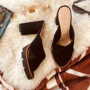 ✨SUEDE✨✨ Mules Shoes ❤️✨♠️Black suede✨❤️
